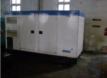 澄城康明斯150kw大型柴油二手发电机组 澄城康明斯150kw大型柴油二手发电机组